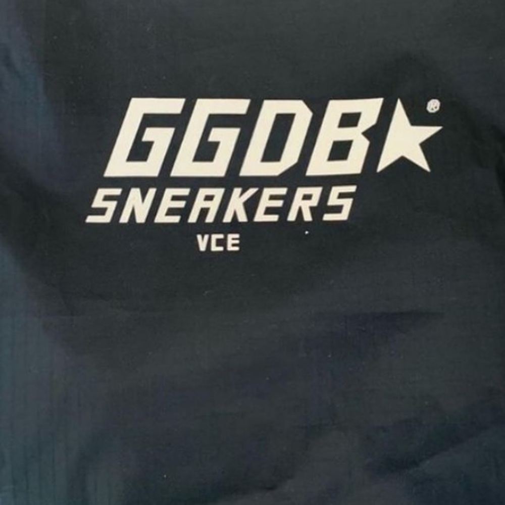 Golden Goose - Picture 4 of 6